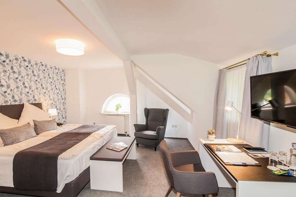 Hofgut Dippelshof Hotel- Und Restaurant Kg Mühltal 외부 사진