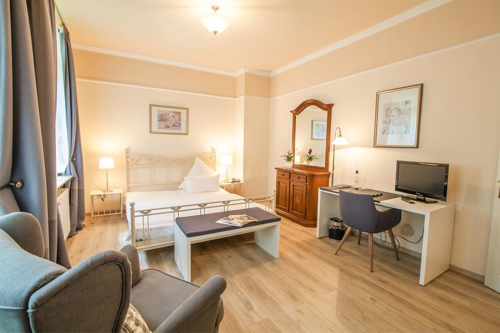 Hofgut Dippelshof Hotel- Und Restaurant Kg Mühltal 외부 사진